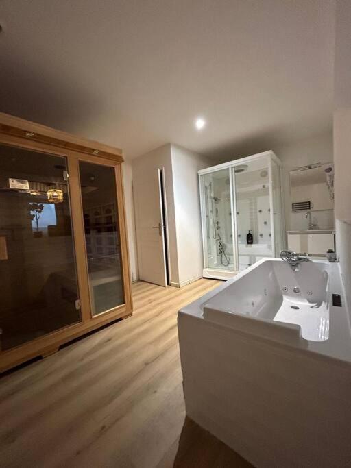 Cellar- Sous-sol Atypique Apartment *
